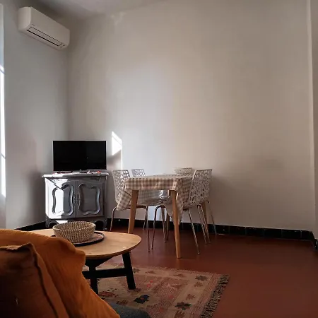 Ajaccio : 2 Chambres Centre Ville أجاكسيو